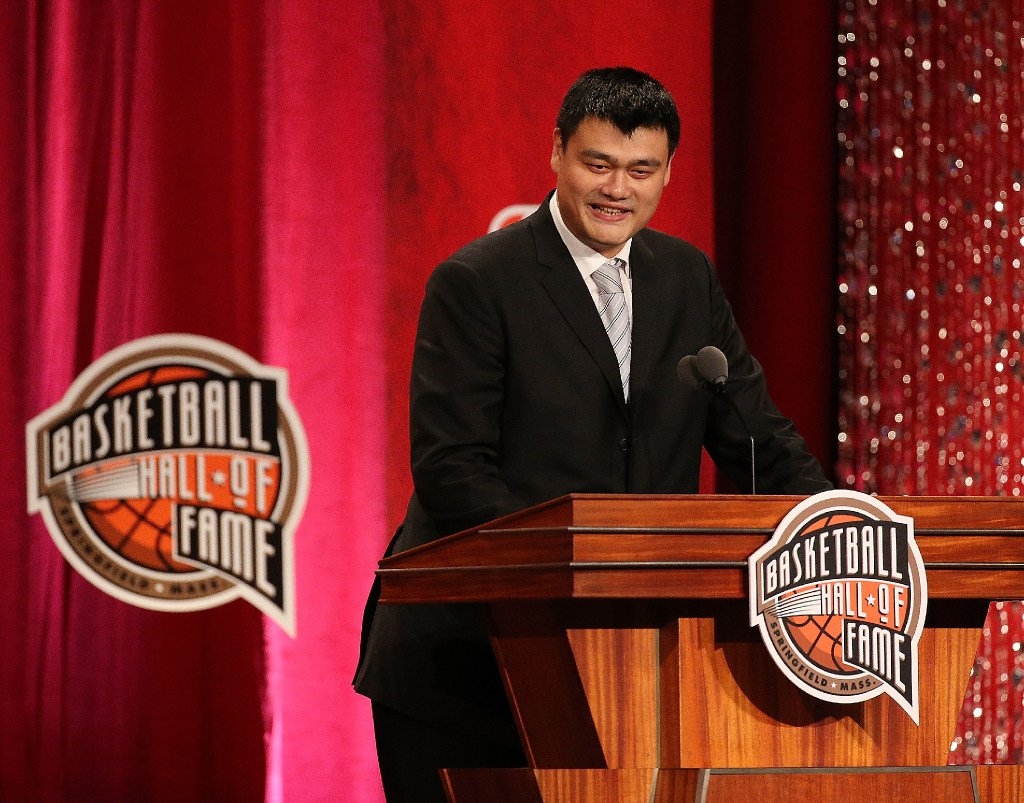 籃球/姚明NBA月退俸曝光!年滿45歲效力NBA打滿9個球季已主動徵詢退休金手續