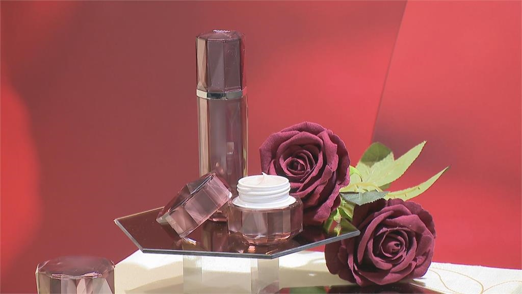 保養品牌歡慶6周年！　影壇女神田中千繪分享逆齡秘訣