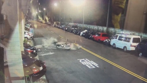 有影／台中「上千公斤花台」突墜落　原因曝光