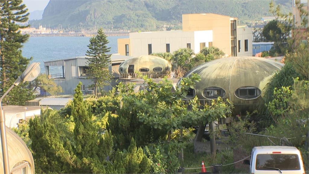 開價1680萬!萬里翡翠灣荒5EE2飛碟屋出售 附近住戶曝開發歷史