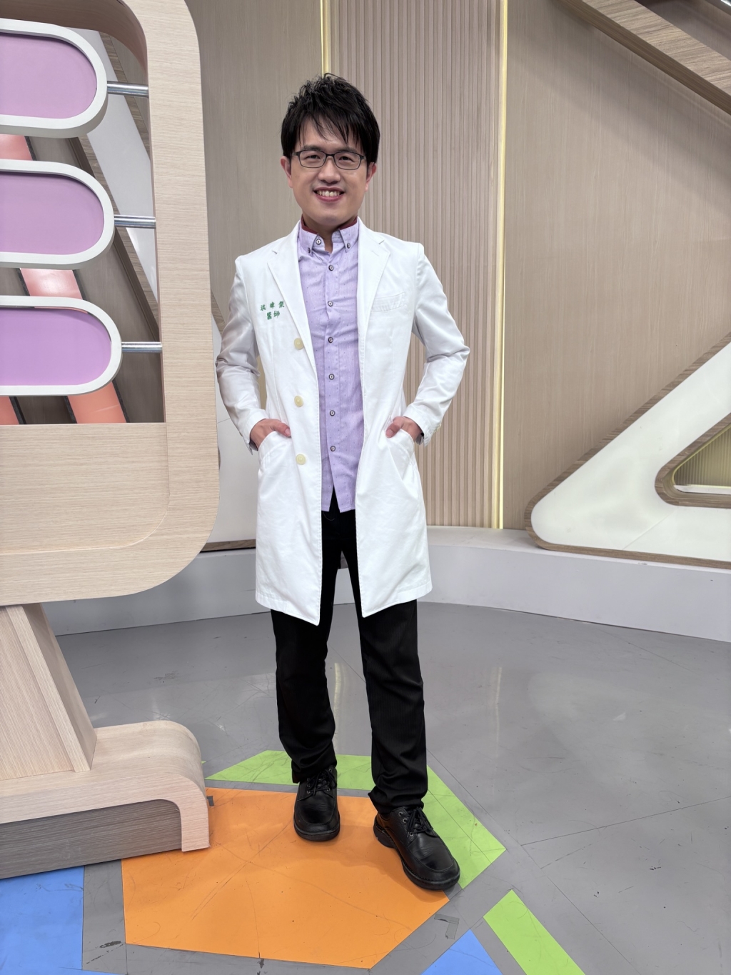 醫學(影)／王思佳有感年紀漸長 熬夜後像被汽車撞過？