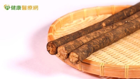 牛蒡、木耳皆有助降低膽固醇　但要吃對才有用！營養師揭「10大控脂食物」正確吃法