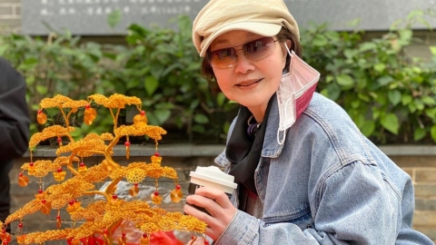 81歲影后回台拍戲「開5.5萬」徵助理！爆有「此證照」先聘用