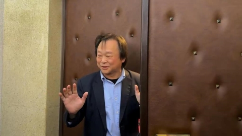 王世堅〈沒出息〉金句再現　笑稱蔣萬安處理輝達案「一度連滾帶爬」