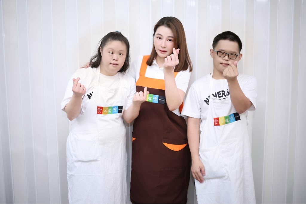 預告重返演藝圈!陳怡蓉喊話「做不隨便的女人」 帶6歲女兒學新技能:報恩的時刻到了