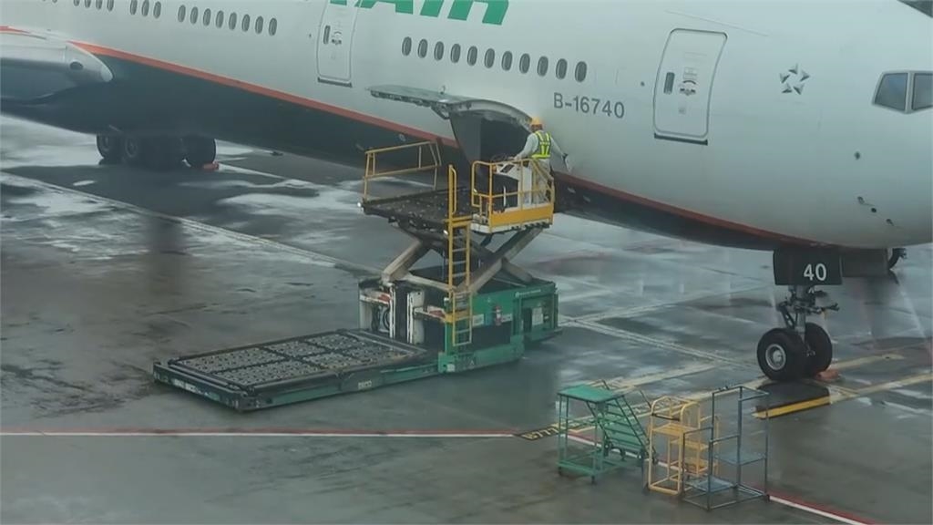 長榮空姐猝逝！網紅逆風喊「為何一直罵座艙長」…列時間軸嗆：制度該檢討