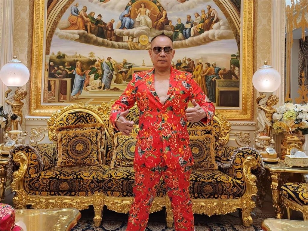 吊車大王揭「討厭美國」內幕!親自立下「這家規」警告14名子女