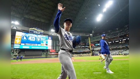 MLB(影)/從0.2局被打爆到9局完投勝 山本由伸變「髮」圖強雪恥打敗釀酒人