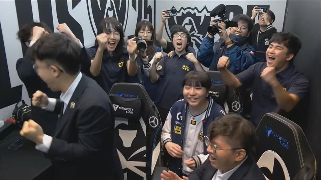 電競快訊/擊潰Faker領軍的「大魔王」T1!CFO中信飛牡蠣距離8強只差一步