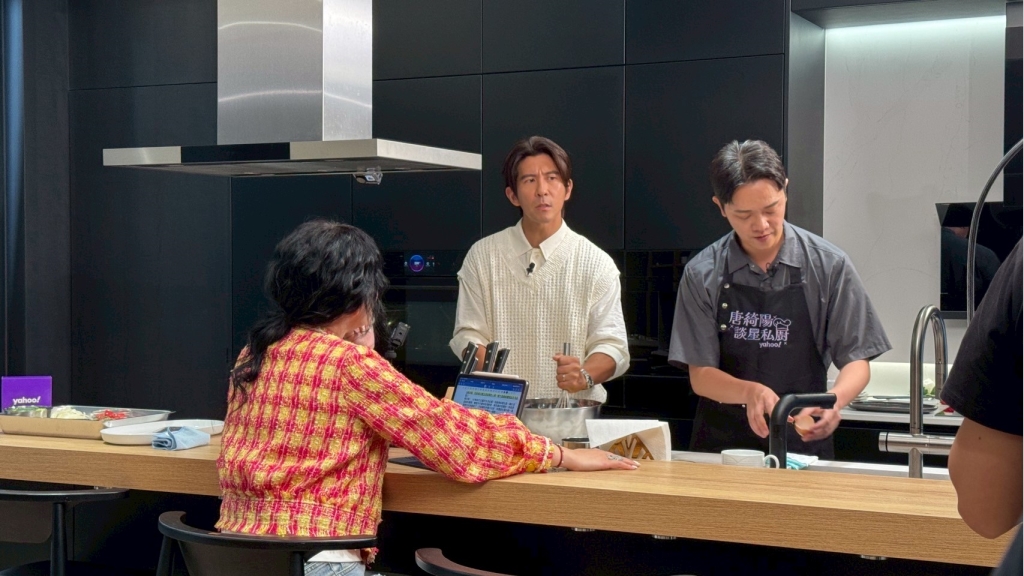 修杰楷未來「合體賈靜雯」有難度!認了「轉戰幕後工作」 唐綺陽預言:2027準備得獎