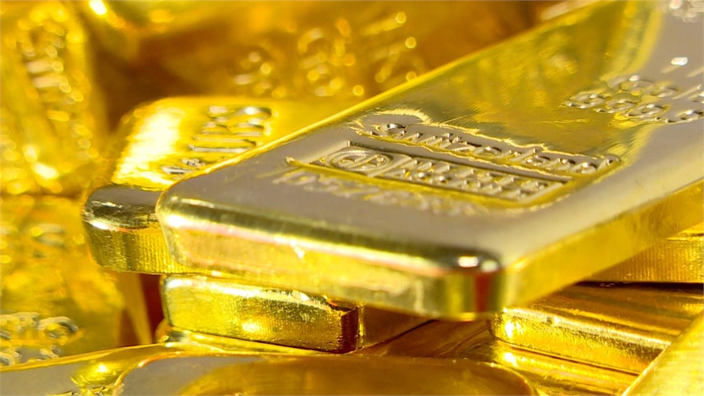 黃金漲幅打趴台積電？他曬真實報酬數字喊「贏麻了」掀兩派論戰：今年走完再說