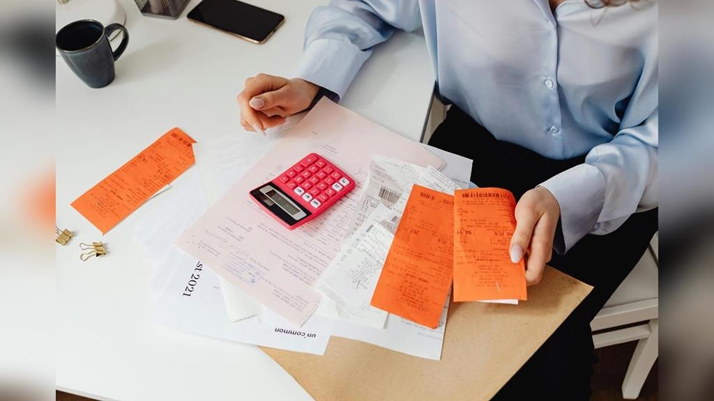 媽情勒搬出25年養育發票親算帳　女無奈網路發文吐心聲訴苦