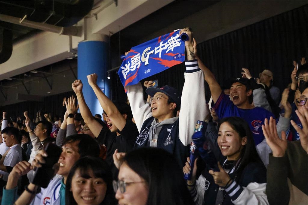 中職／全民瘋棒球！全年度票房營收有望「首破20億」創新高超火熱