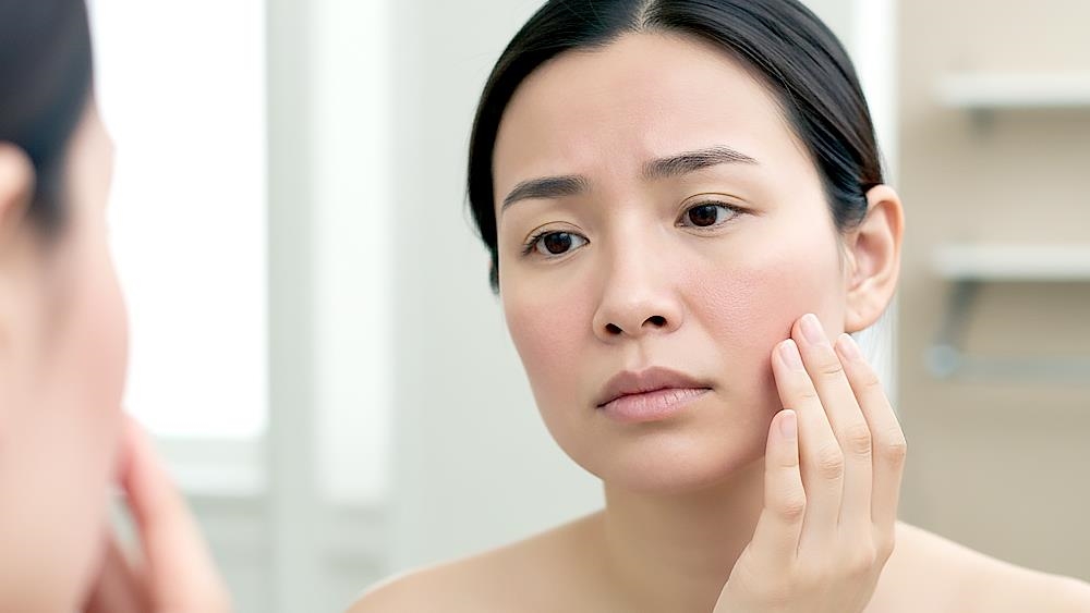 醫師解析「神經醯胺 vs 維他命B5」修護關鍵