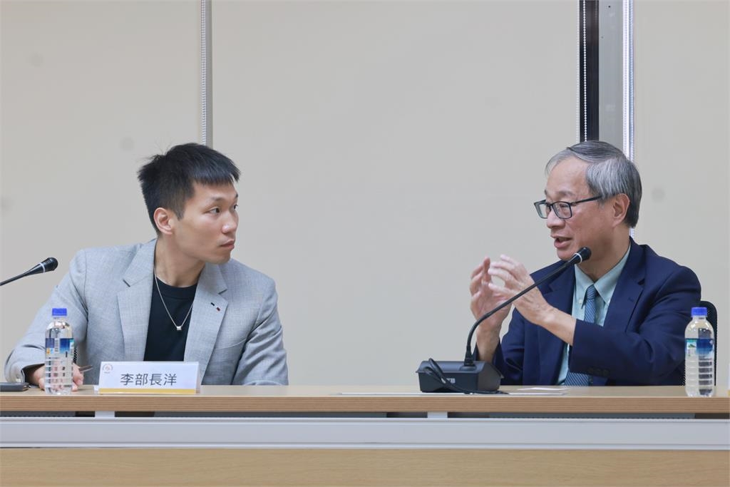 運動部/遠洋合作!與文化部長李遠首度會面 李洋:借鏡文化幣升級進化動滋券