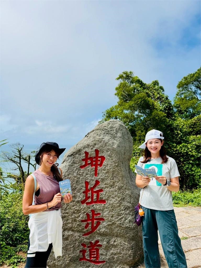 《Go Go Taiwan》馬祖朝聖段慧琳、魏華萱拜媽祖廟!兩人急喊「先緩緩」