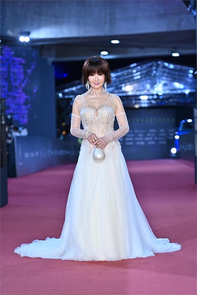 金鐘60／被問「吃靈芝草人」煉出長生不老？潘迎紫親授「3秘訣」笑回：不能吃人！