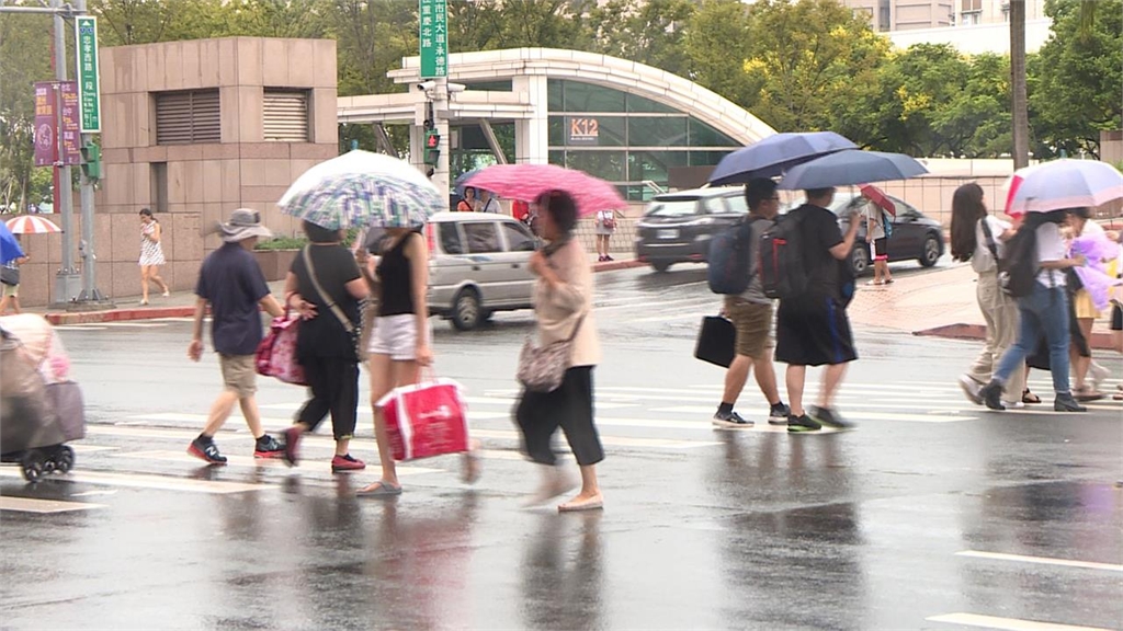 「風神」今生成了!專家一看急示警「3地區慎防雨彈」曝這5天將成關鍵