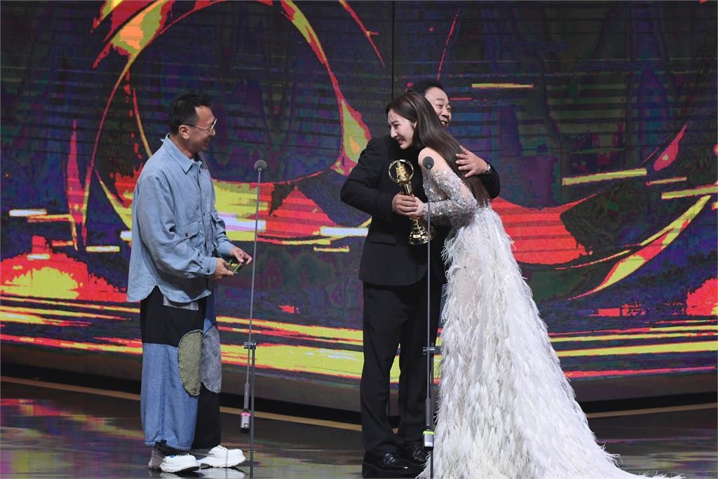  金鐘60／27年首次入圍就獲獎！《影后》曾莞婷奪女配痛哭：獻給爸爸