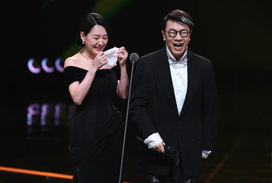 大S骨灰項鍊「具俊曄設計」陪小S回歸!7閨密全有「神祕摯友」首曝光