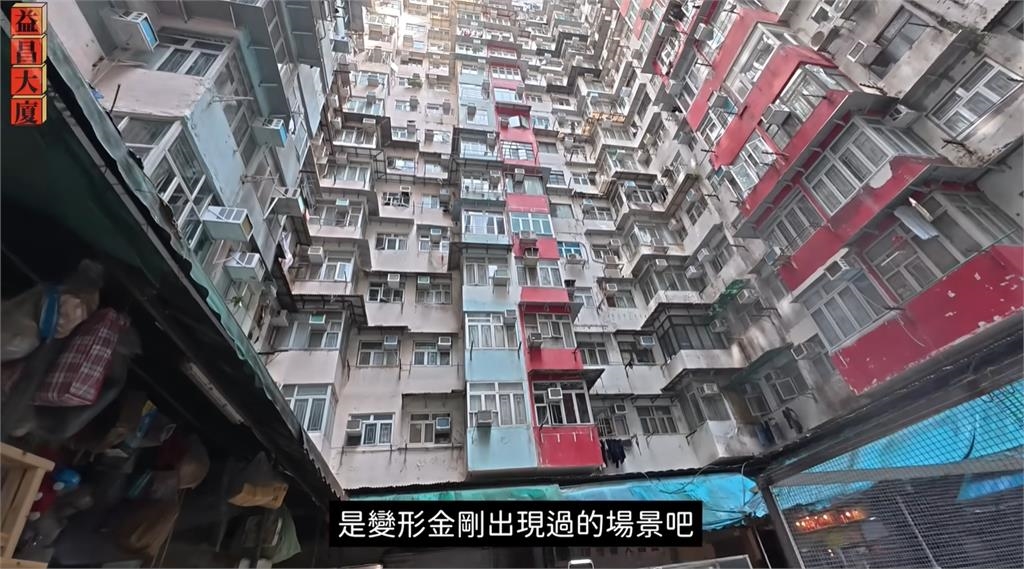 百萬YTR金針菇全家飛香港惹禍了！「1舉動」遭當地人罵爆：不要說看不懂