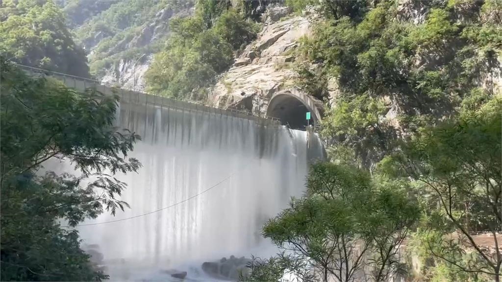 立霧溪堰塞湖紅色警戒強制撤離 縮小範圍民有社區族人返家