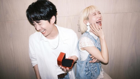 陳漢典、Lulu今正式登記結婚!女方父母淚灑現場 親友紛到場祝賀