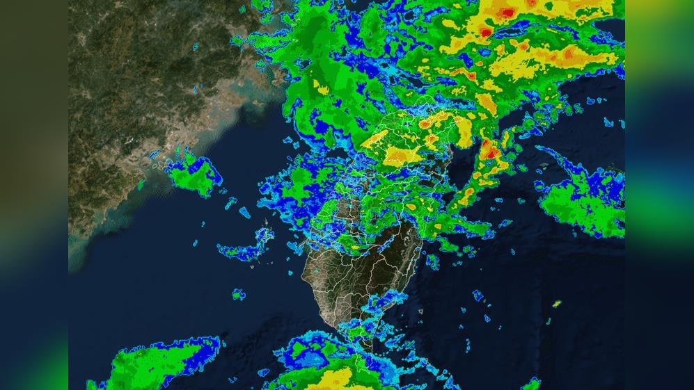 雙北迎雨彈⋯6縣市達停班停課標準！氣象署「一動作」專家示警：等同颱風警報