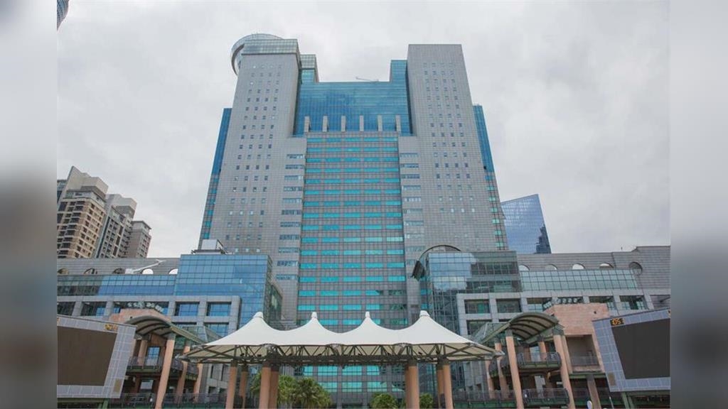 新北、宜蘭明天有望停班課！6縣市雨量達標　市府晚間8點公布