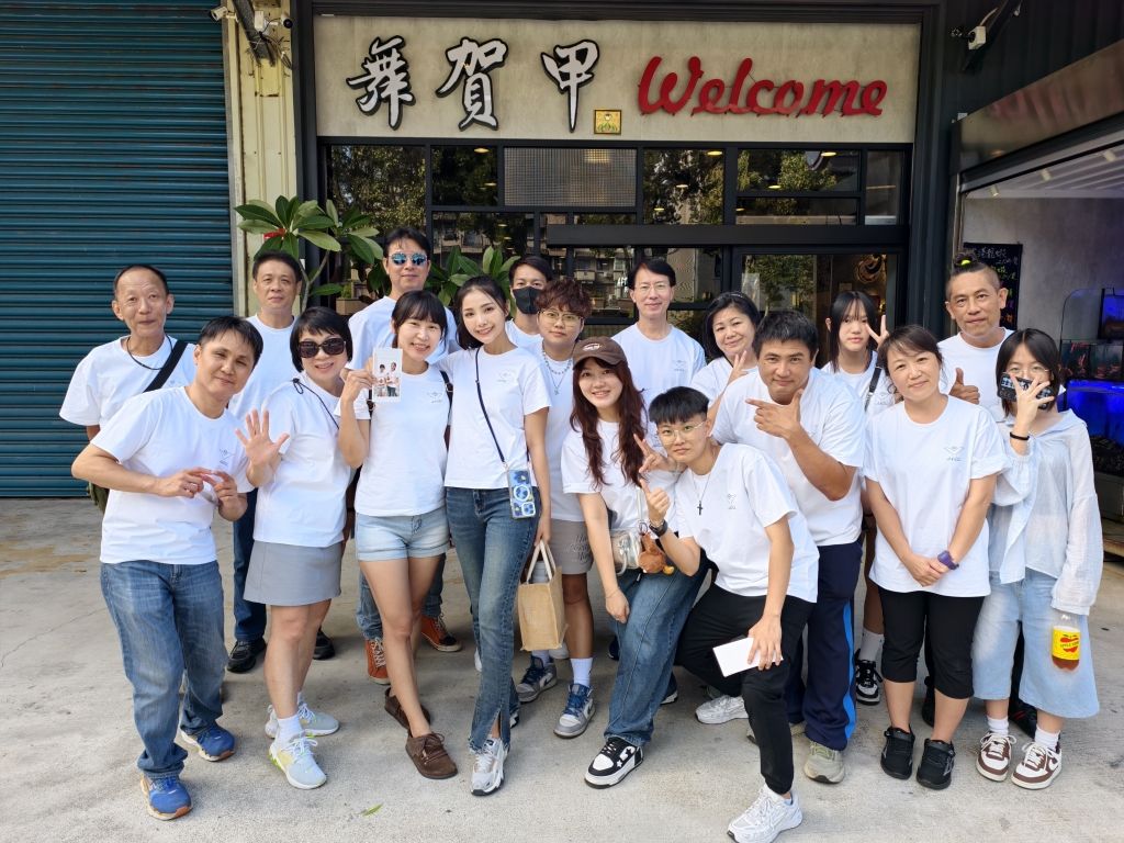 楊淨宇揪粉絲當「鏟米超人」! 手工出力「成果超驚人」 她感性發聲:每個人都在發光