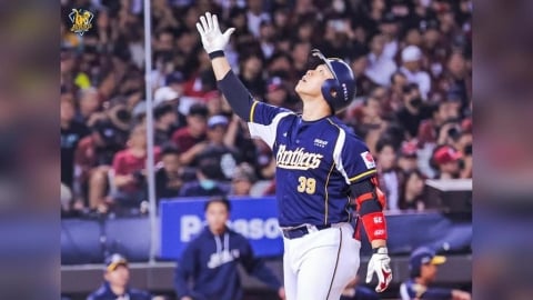 中職(影)／台灣大賽前遭逢喪父之痛！詹子賢開轟感性呼喊：爸，在天上看到了嗎？