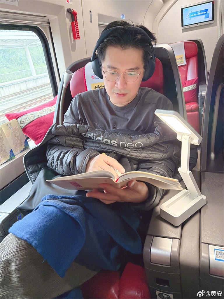 黃安不認台灣戶籍被取消火大嗆「憑什麼」！被問統一他冷回：和平要送人了