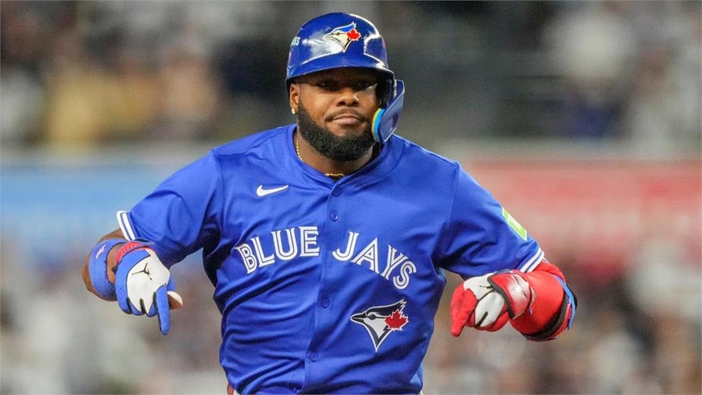 MLB/藍鳥「全壘打夾克」驚喜看見台灣!背後原因竟與王建民有關