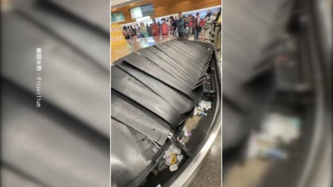 桃機行李轉盤「當機脫軌」 底下驚見「垃圾、吊牌」引熱議