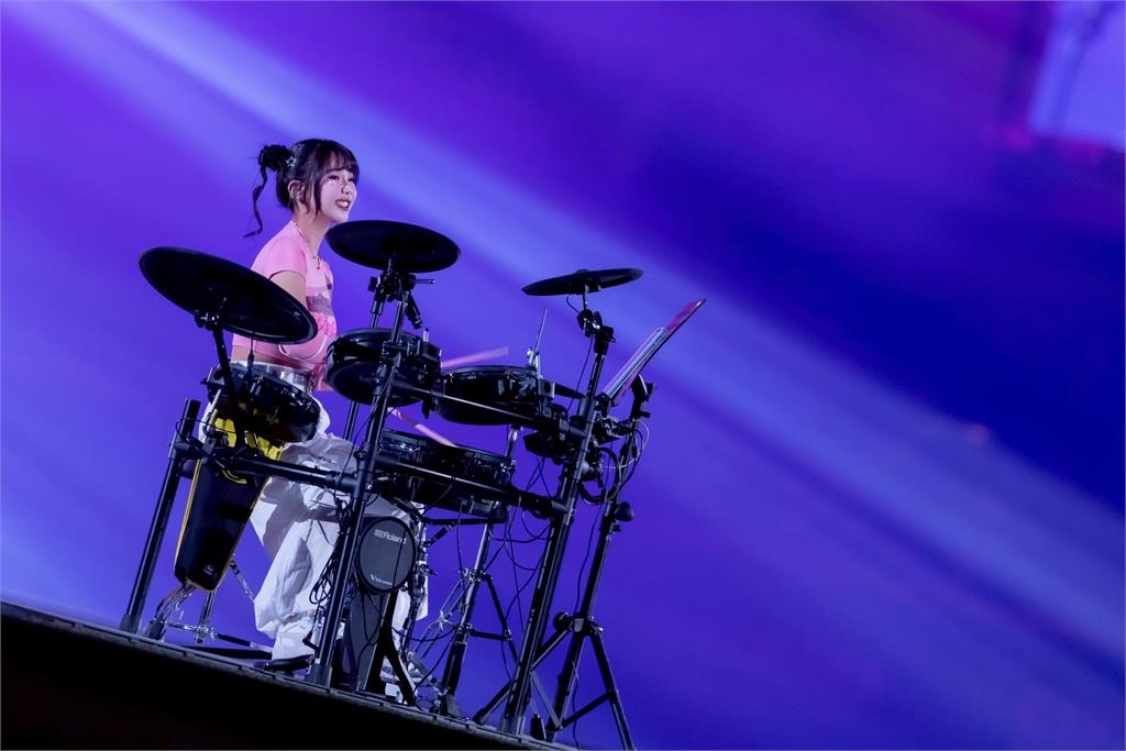 髮香來尬聊(圖影)／初試啼聲即一鳴驚人！能歌善舞「富邦IU」奶昔樂觀堅強擁抱傷痛