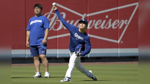 MLB／「史努比」穿上幸運內褲助攻！園田芳大的「雷射兔」陪山本由伸登板先發