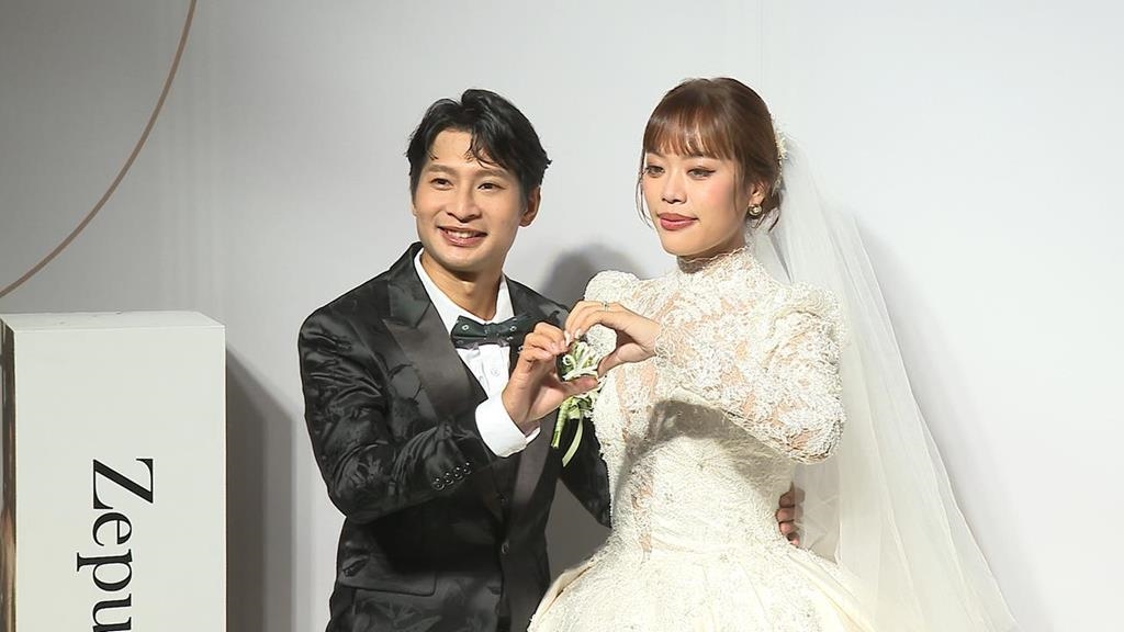 「殺蛇哥」逸祥與紫布爾正若大婚！　邰智源、黃鐙輝、黃國倫出席