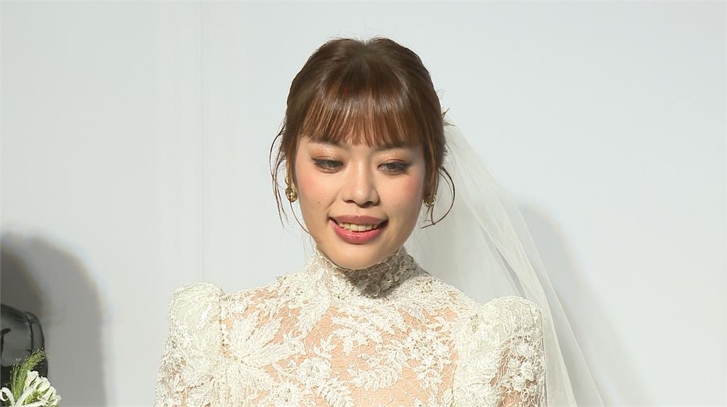 「殺蛇哥」逸祥與紫布爾正若大婚! 邰智源、黃鐙輝、黃國倫出席