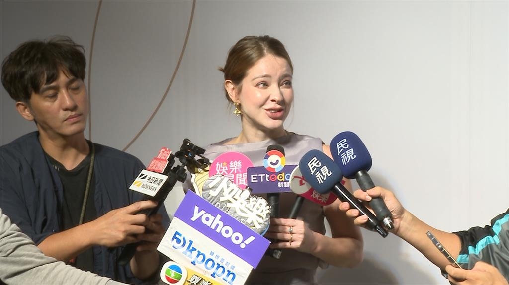 「殺蛇哥」逸祥與紫布爾正若大婚! 邰智源、黃鐙輝、黃國倫出席