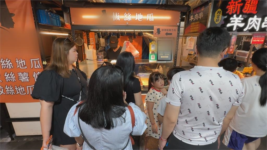 瑞豐夜市唯一一間！　拔絲地瓜小巧精緻擄獲客人心