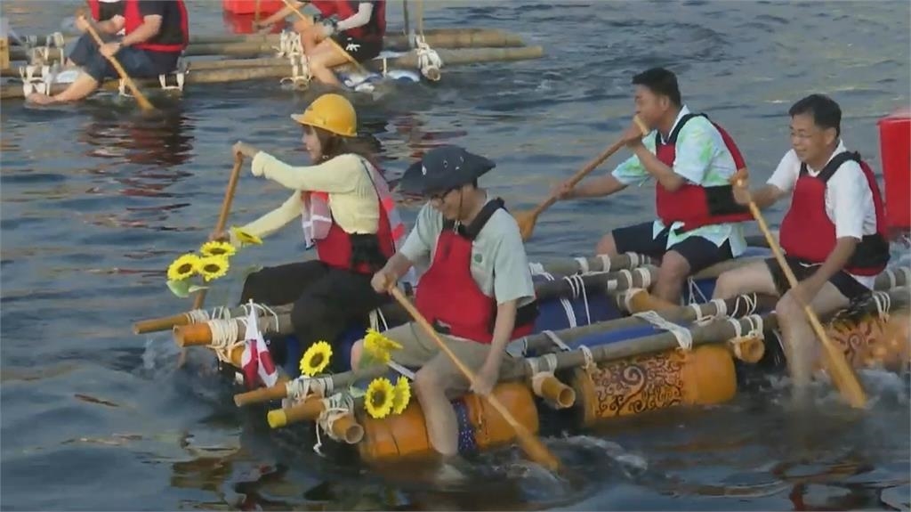 高雄海洋派對登場民眾嗨玩　市長陳其邁親自參與造筏競賽
