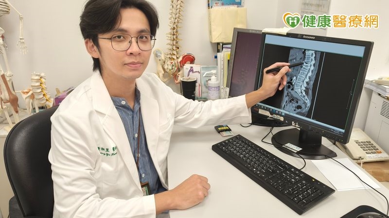 骨頭顧得好　老翁也能當鏟子超人！顧不好　長期背痛還骨折！專家教顧骨本三要訣