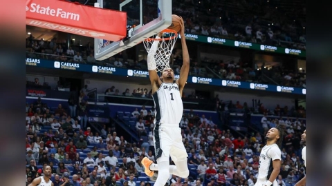 NBA(影)/斑馬9記麻辣鍋真嚇人!「準大三元」帶領馬刺擊敗鵜鶘拿下開季二連勝