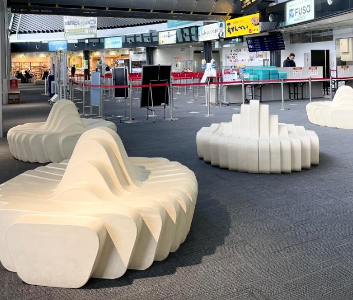 日本高松機場水龍頭流出「神秘液體」　得知真相後網喊：給我也來一點！