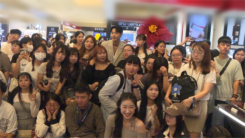 連晨翔年底為人父 勤於保養肌膚"要當女兒的朋友"