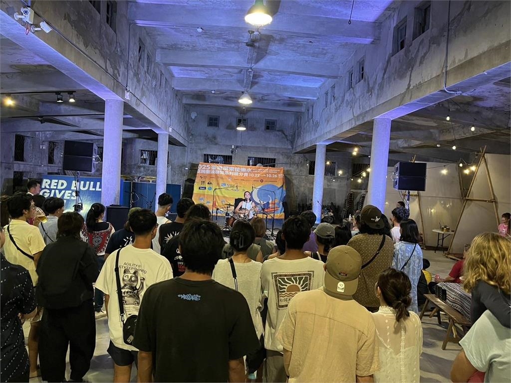 快新聞／「浪」世界看見台灣！　屏東佳樂水衝浪積分賽圓滿落幕