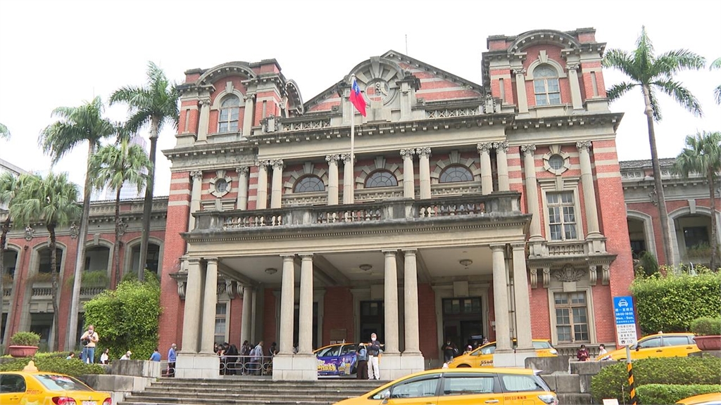 台大兒科徵值班醫!前台大醫列5堪憂嘆「幾乎不太能睡」:老了誰照顧我們