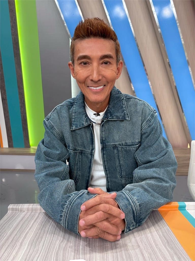 《醫學大聯盟》潘若迪敷好友送的面膜含螢光劑！關燈居然臉發光氣得大罵馬力歐