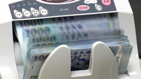 普發1萬男子稱自己「領0元」！原因曝光吸62萬網友朝聖：對方已上繳