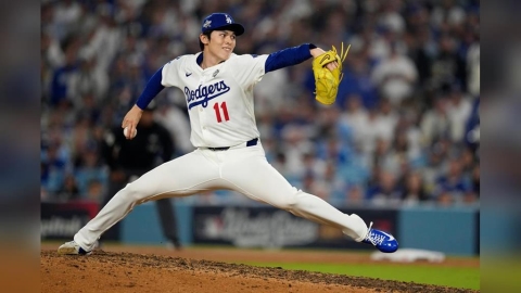 MLB(影)／佐佐木朗希「大心臟」化解得點圈危機！1.2局完美封鎖藍鳥進入延長賽